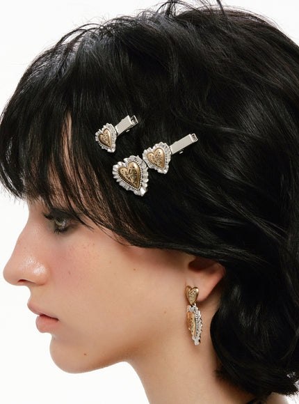 Vintage Ruffle Heart Hair Clip