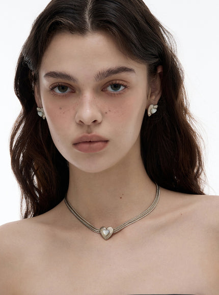 Lueur Heart Twist Chain Necklace