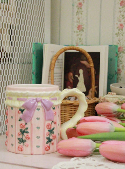 Vintage Rose Bow Ceramic Mug