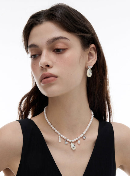 Baby Jane Story Pearl Necklace