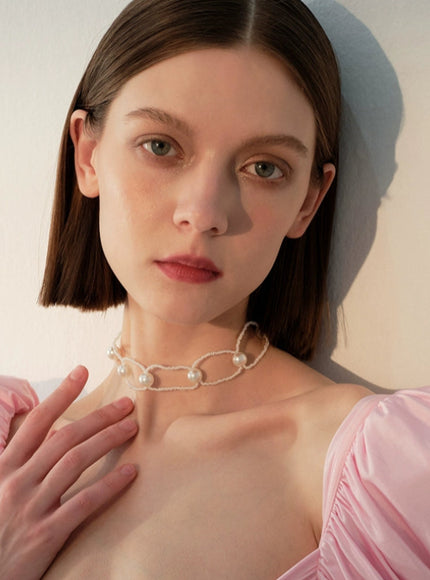 Ribbon Loop Pearl Choker