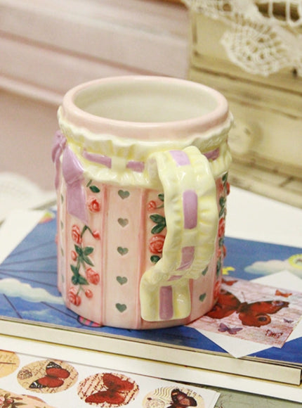Vintage Rose Bow Ceramic Mug