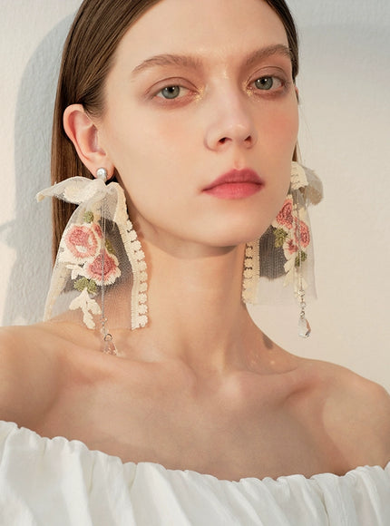 Roseveil Drop Earrings