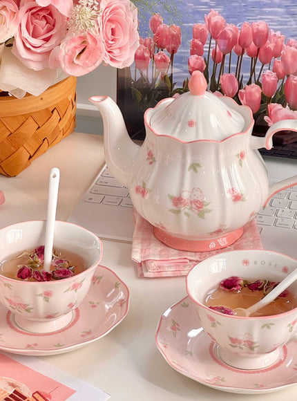 Rosy Scallop Tea Set