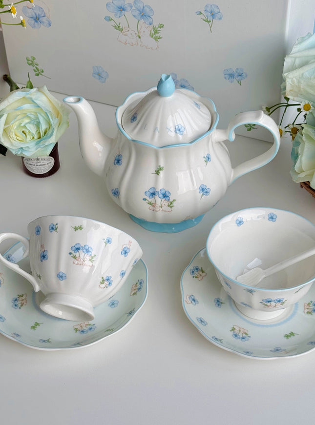 Bluebelle Cottage Porcelain Tea Set