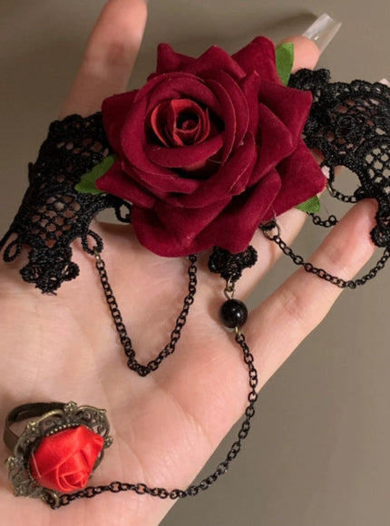 Dark Bloom Chain Bracelet