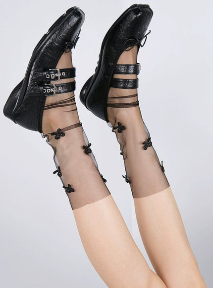 Ethereal Ribbon Veil Crew Socks