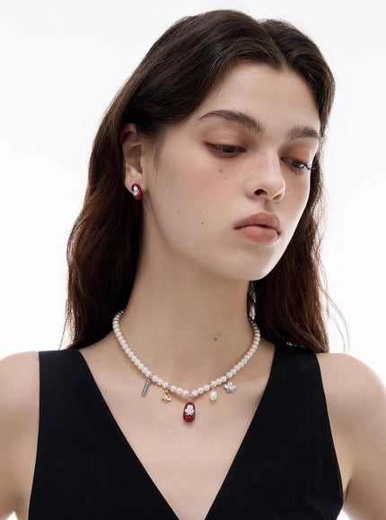 Baby Jane Story Pearl Necklace