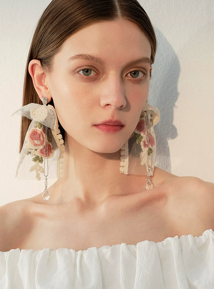 Roseveil Drop Earrings