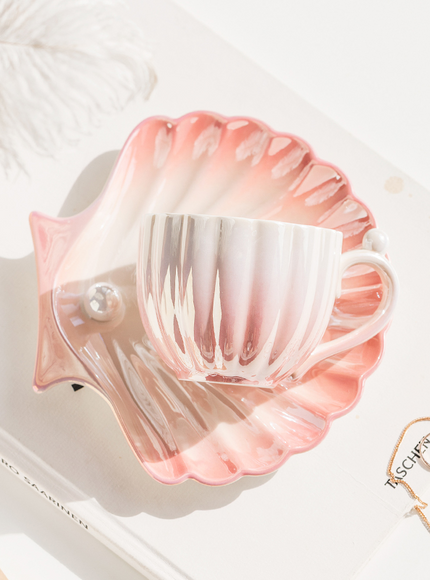 Pearl Shell Teacup Set